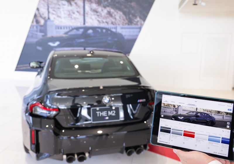 �p܇���漴�rͶ�ŵ�LED���ϣ�Ϳɼ��r���Q܇�v���b������x���c܇����ɫ���ṩ�����c��܇�ȱ����ĳ���ʽ�o����̓�M�p܇�w�